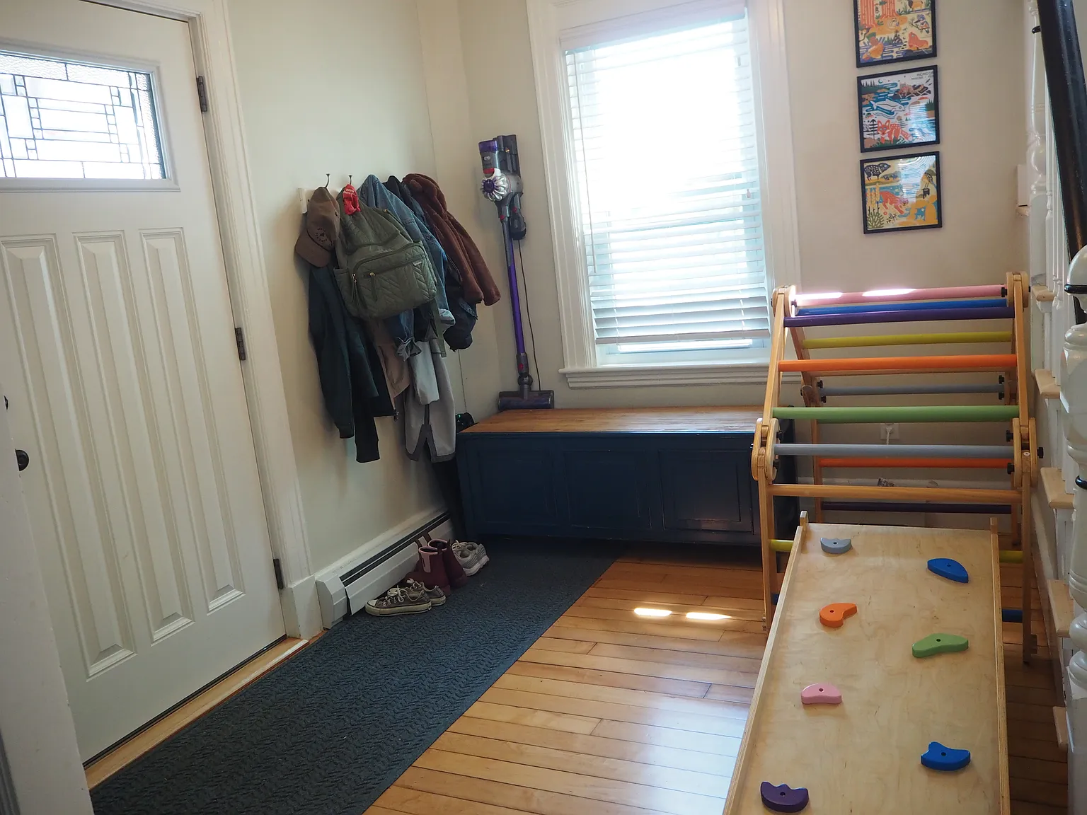 3 bed, 1456 sqft, $3,200 — Photo 3
