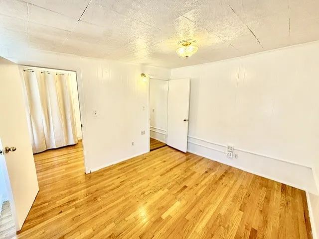 12 Hanover Ave #3 — Photo 3