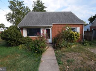 183 Colburn Dr, Manassas Park, VA