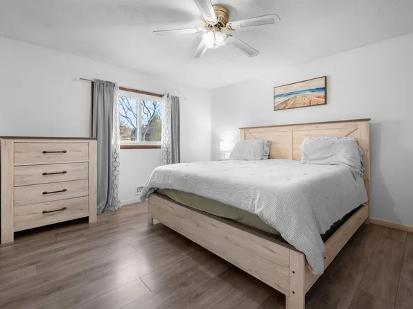 20972 Italy Ave, Lakeville, MN 55044