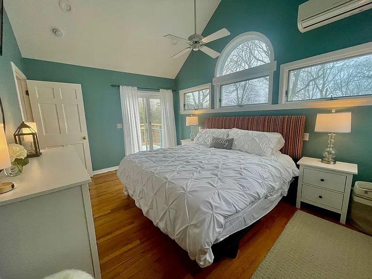 205 Pine Ave — Photo 12