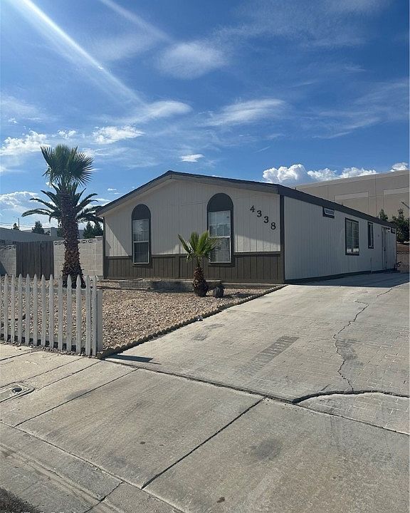 1st image of 4338 Amargosa Way
