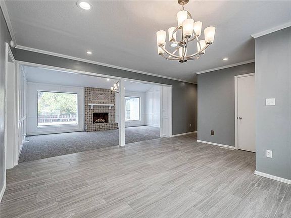 3rd image of 2304 Robinwood Pl