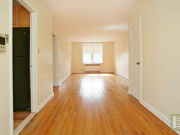 4th image of 5600 Netherland Ave #6E