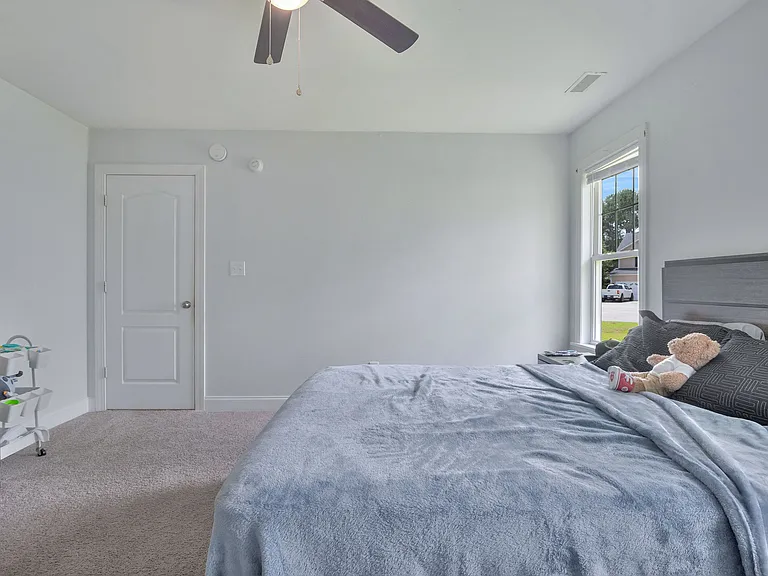 202 Weeping Hollow Ct — Photo 29