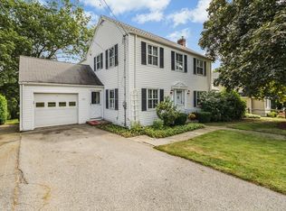 201 Heard St, Worcester, MA 01603