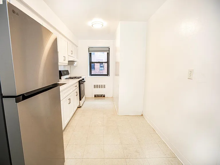 208 Anderson St #S2F — Photo 5