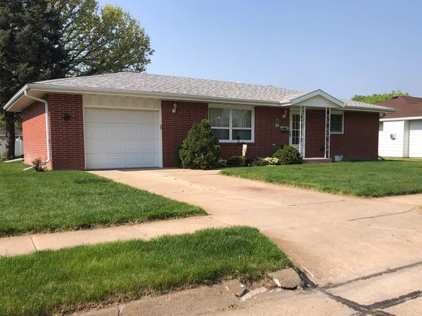 1220 E D, North Platte, NE 69101