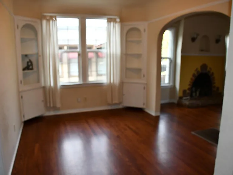 480 S Washington St — Photo 4