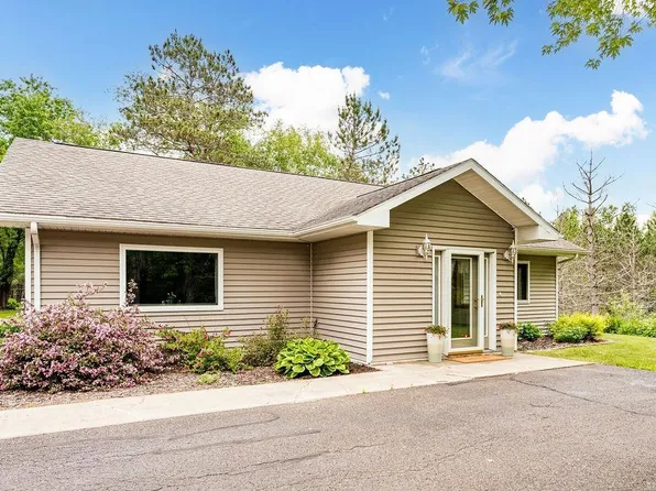 4472 Midway Rd, Hermantown, MN 55811