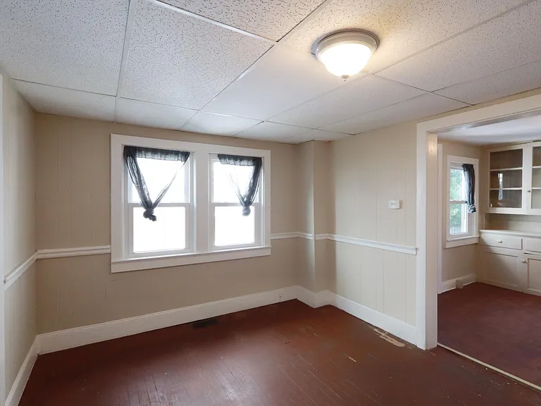 39 Moran Ave — Photo 10