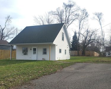 5747 Utah Ave, Portage, MI, 49024