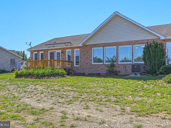 5th image of 47 Logan Cir #B-5