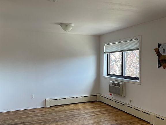 3rd image of 39-22 202nd St #2