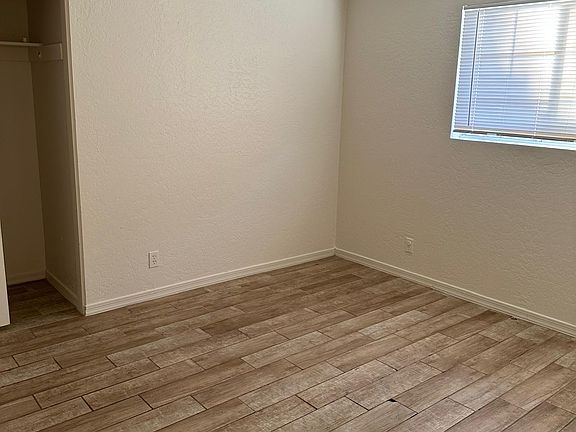 2nd image of 7101 N 36th Ave APT 101
