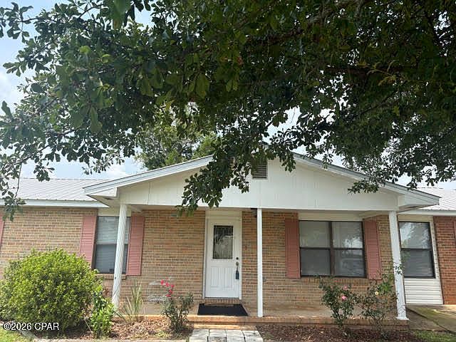 1st image of 25676 NE Evans St