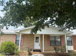 25676 NE Evans St, Altha, FL 32421