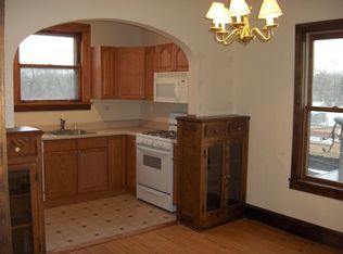 909 Green Bay Rd APT 2S, Winnetka, IL 60093