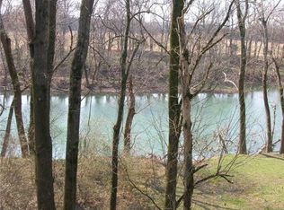 1526 River Rd, Chapel Hill, TN 37034