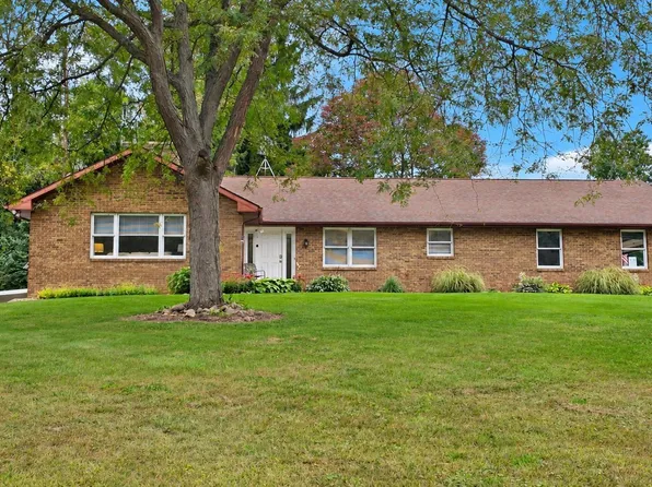 61801 Myrtle Rd, South Bend, IN 46614