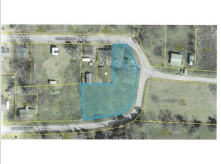231 E Myrtle St STE A & B, Aurora, MO 65605