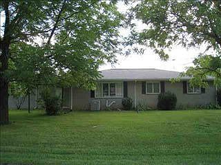 2nd image of 2552 County Road 220