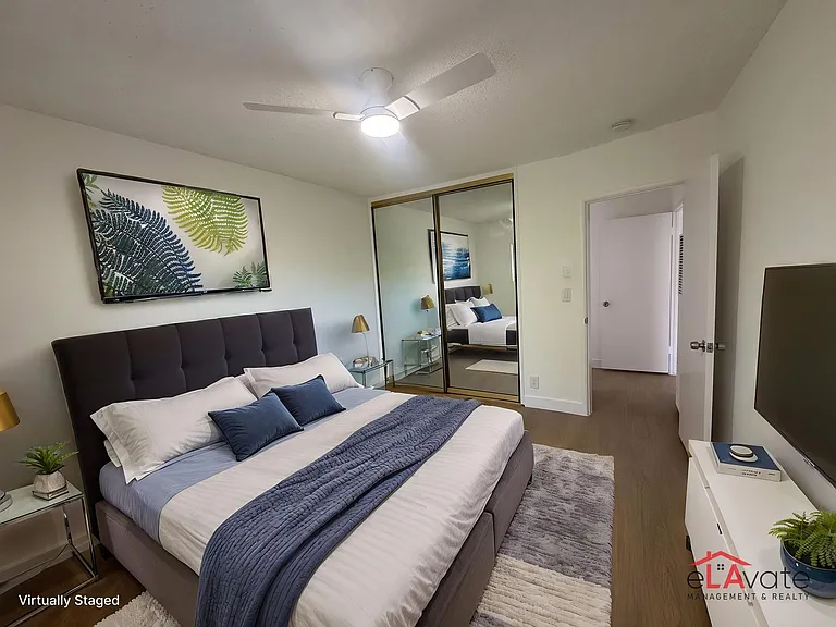 11816 Chandler Blvd #11 — Photo 5