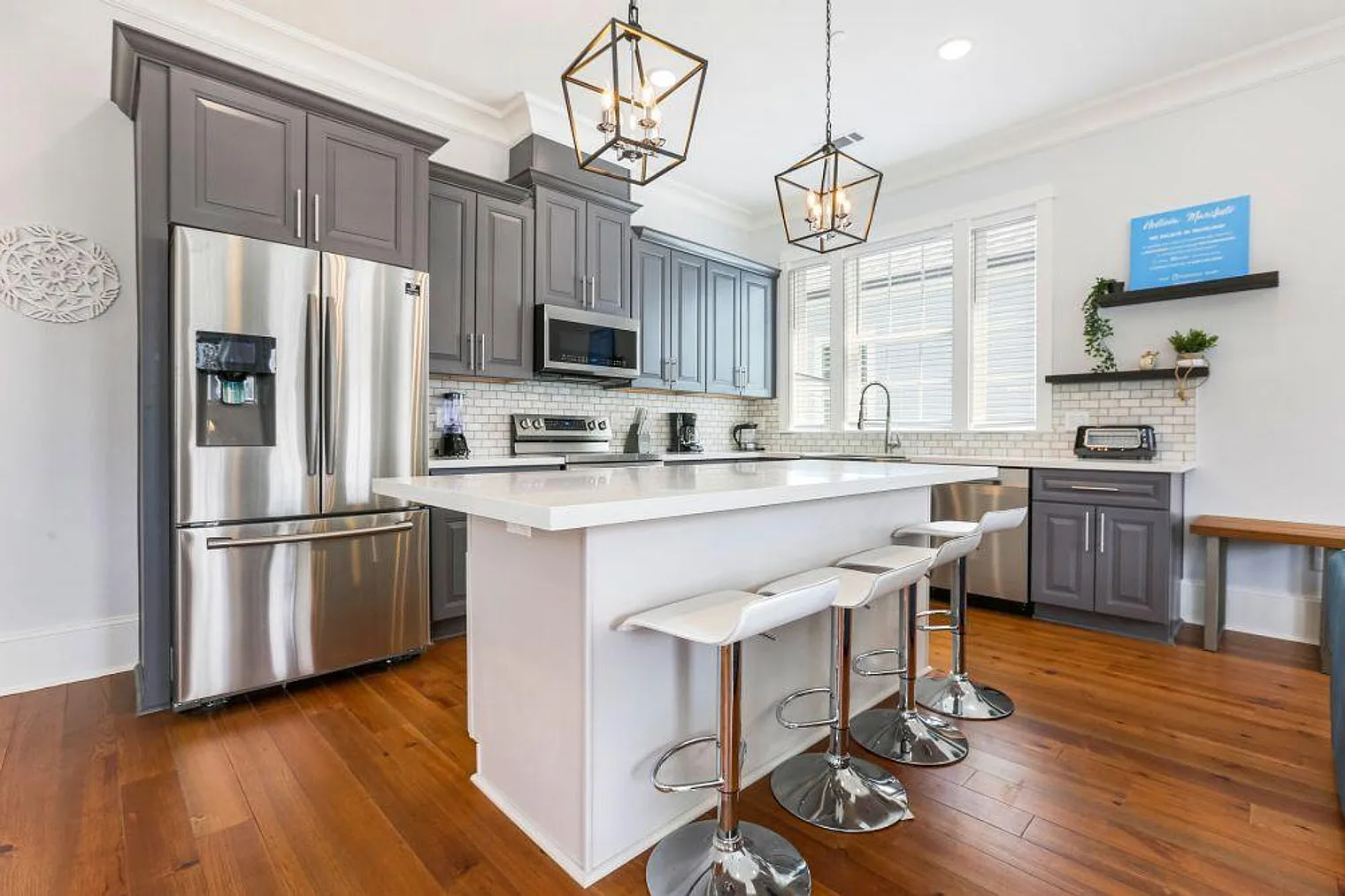 4 bed, 3.0 bath, 2292 sqft, $17,222 — Photo 3