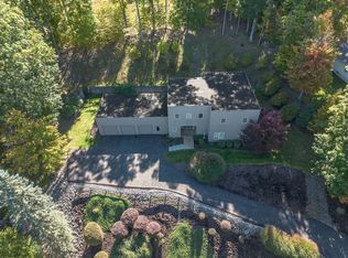 3370 Laurie Brook Dr, Binghamton, NY 13903