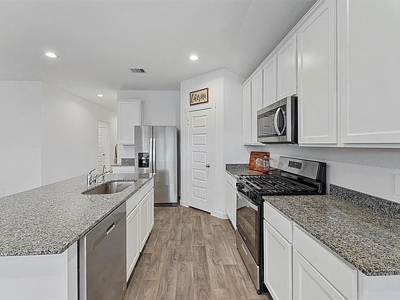5th image of 3831 Beltingham Bend Way