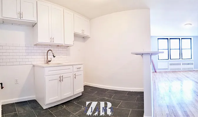 Rented by Zjama Realty Corp | media 3