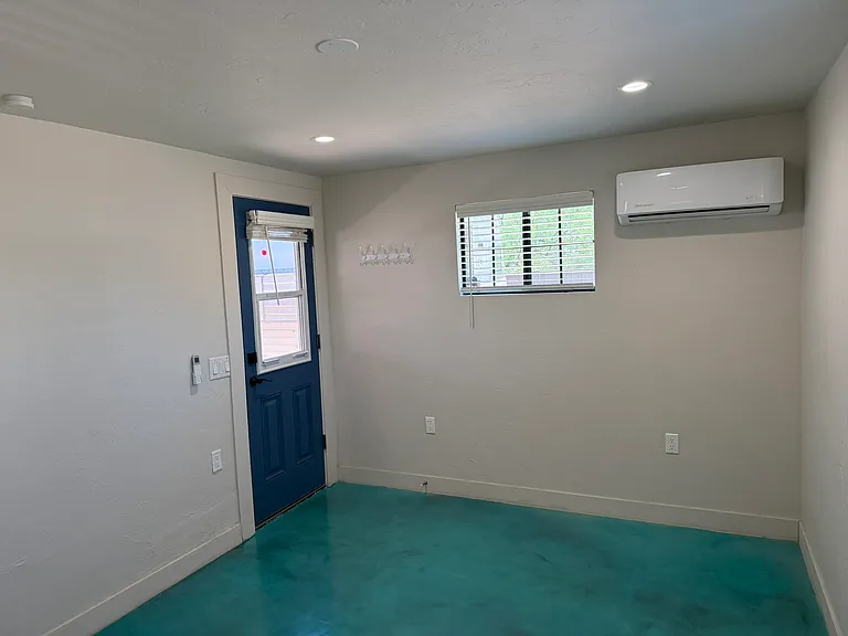 426 S Stratford Dr — Photo 40