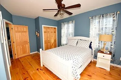 2 bed, 1100 sqft, $1,800 — Photo 3