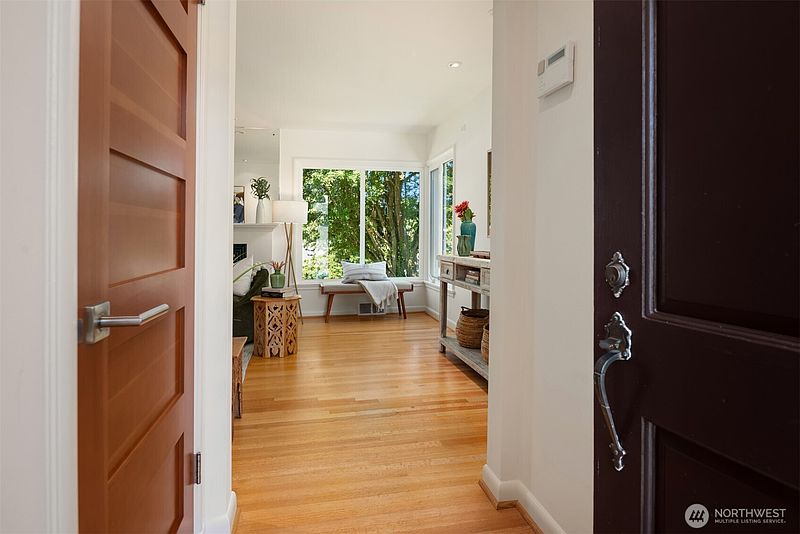 2nd image of 2313 47th Avenue SW