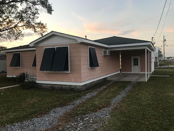 200 North Carol Street Carport View