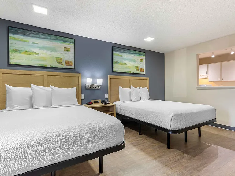 Deluxe Studio - 2 Full Beds
