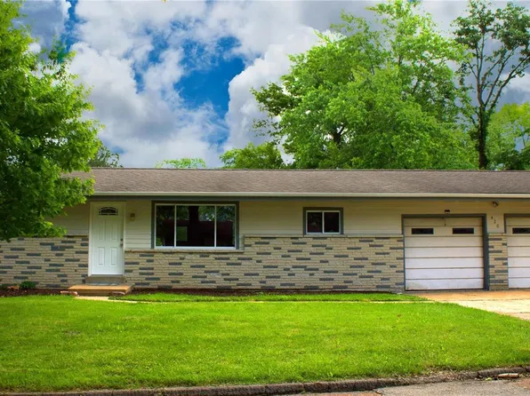 420 Nancy Ln, Arnold, MO 63010