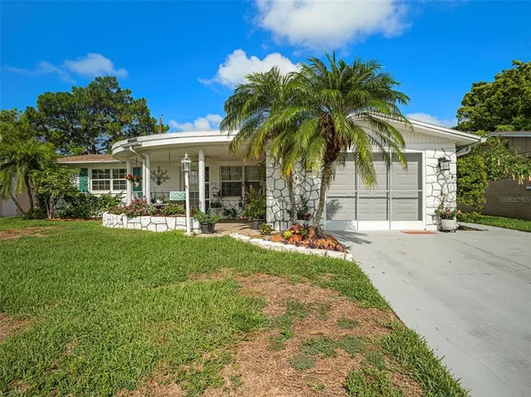 2101 Lyra Dr, Holiday, FL 34690