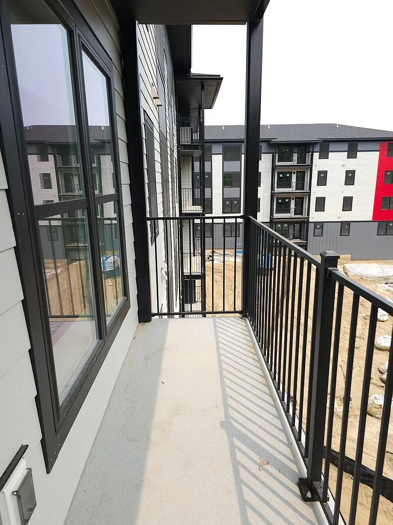 Village at Autumn Pond II: Newly Constructed 2 Bedroom/ 2 Bathroom with Balcony — Photo 1