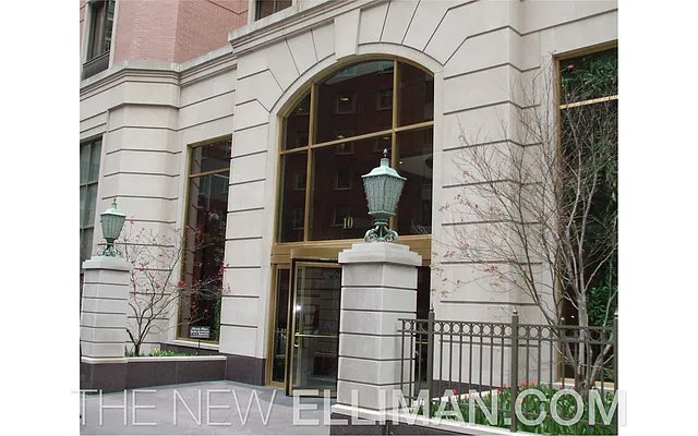 Rented by Douglas Elliman | media 6