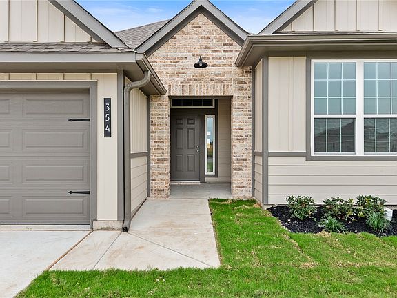 4th image of 354 Harvest Lake Dr