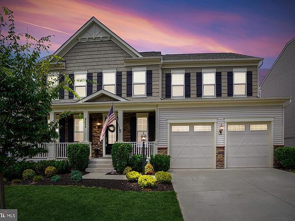 2nd image of 8698 Belle Grove Way