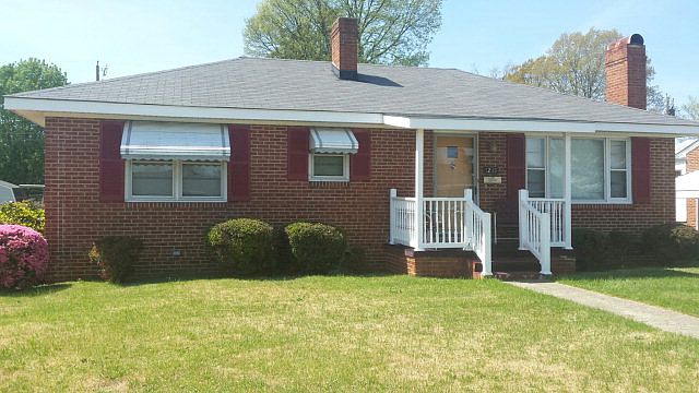 1st image of 1235 Charlotte St
