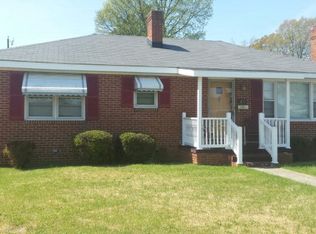 1235 Charlotte St, Roanoke Rapids, NC 27870