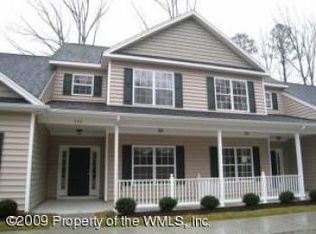206 Pariots Village Ct, West Point, VA 23181