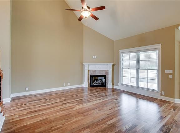 5th image of 2132 Slater Dr