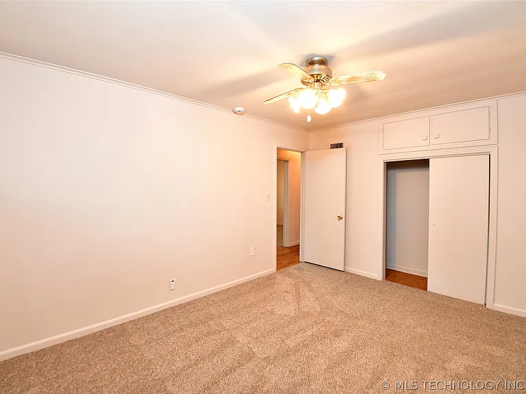 3707 E 29th St — Photo 17