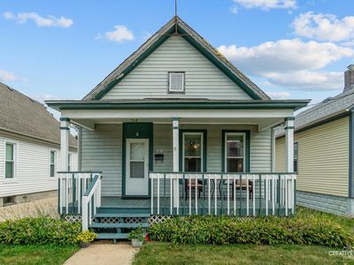 261 Perry St, Elgin, IL, 60123