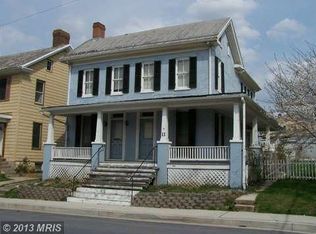 11 S Farquhar St, Union Bridge, MD 21791