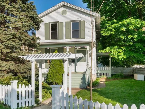 1039 Harlem Blvd, Rockford, IL 61103